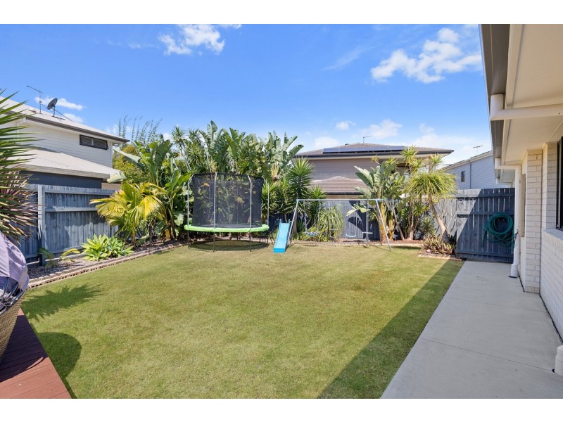 34 Sandalwood Street, Thornlands QLD 4164