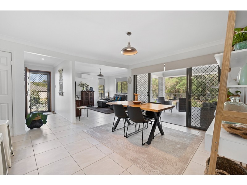 6 Selwyn Close, Victoria Point QLD 4165