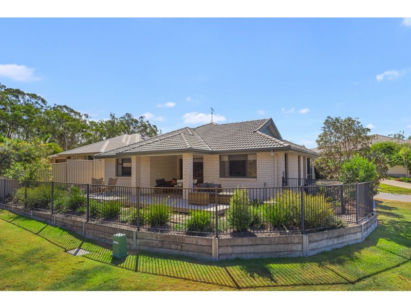 6 Selwyn Close, Victoria Point QLD 4165