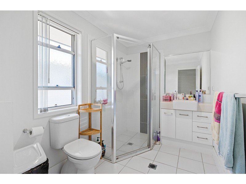 2/180-182 Thorneside Road, Thorneside QLD 4158