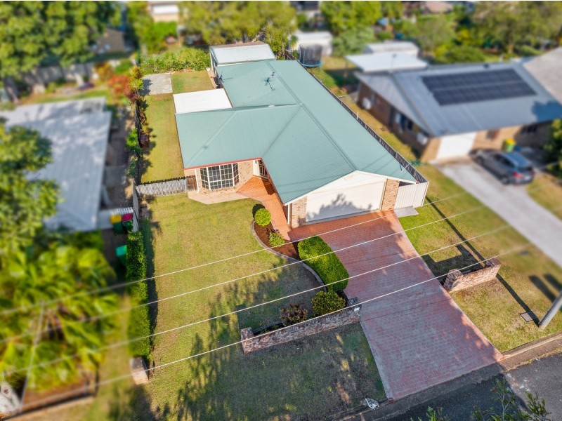 16 Vera Street, Redland Bay QLD 4165