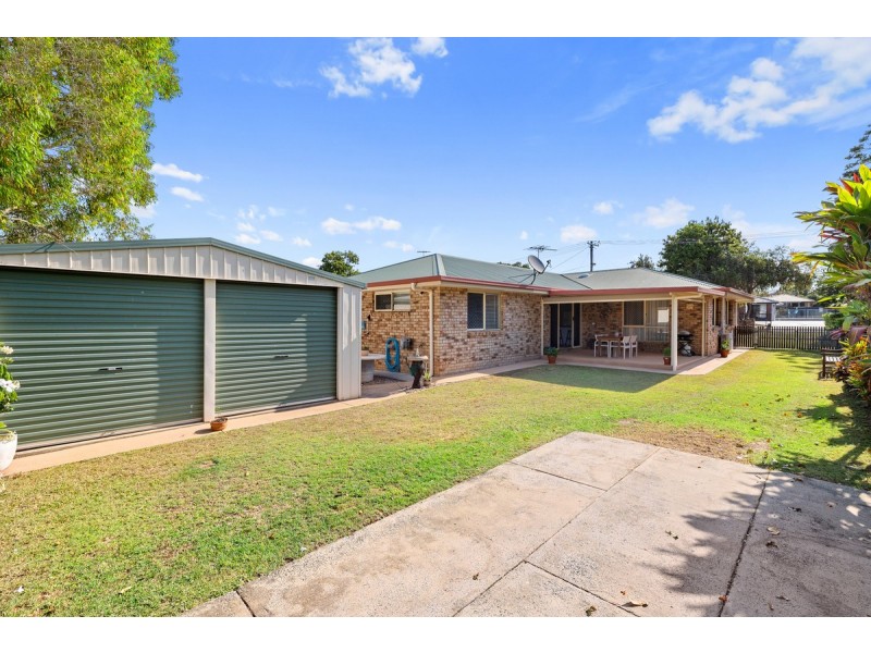 16 Vera Street, Redland Bay QLD 4165