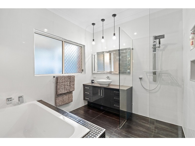 3 Thornton Drive, Thornlands QLD 4164