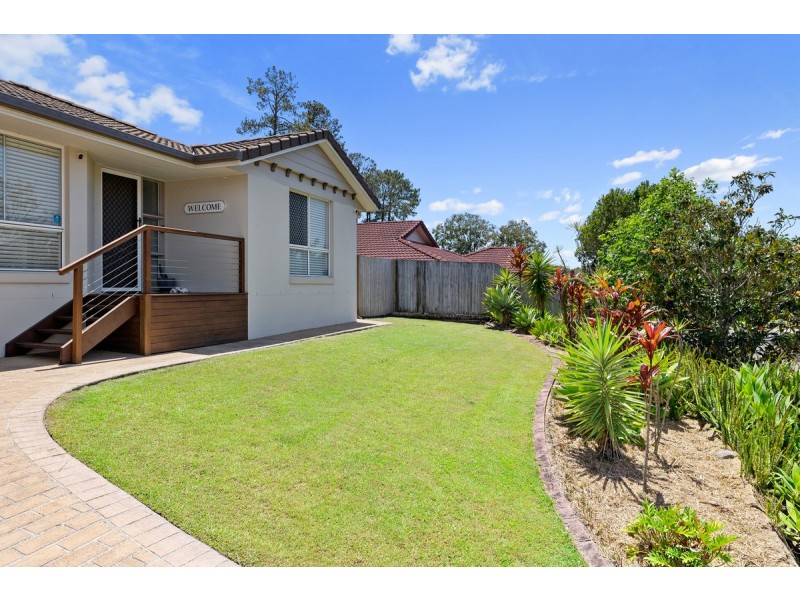11 Scampi Place, Redland Bay QLD 4165