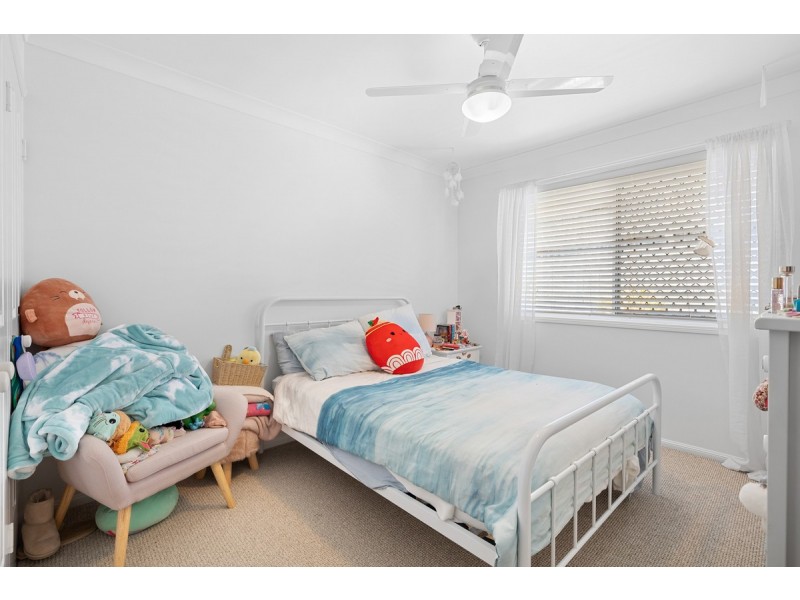 11 Scampi Place, Redland Bay QLD 4165