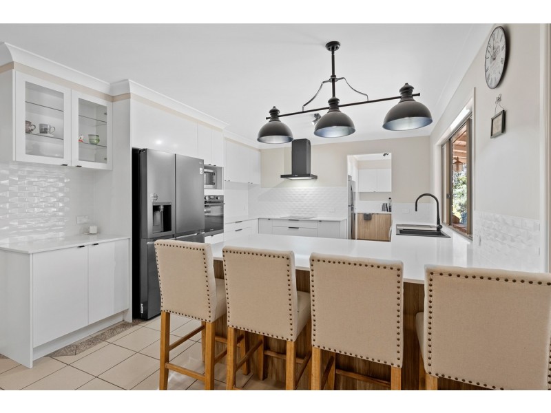 121 Pioneer Road, Sheldon QLD 4157