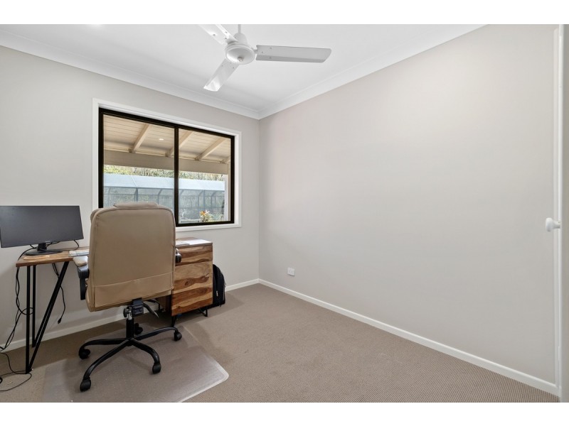 121 Pioneer Road, Sheldon QLD 4157