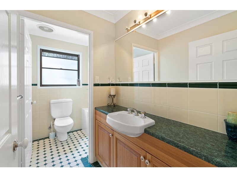 121 Pioneer Road, Sheldon QLD 4157