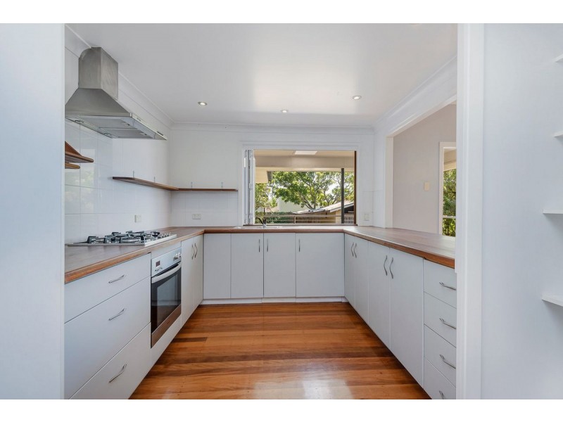 6 Bethania Street, Lota QLD 4179