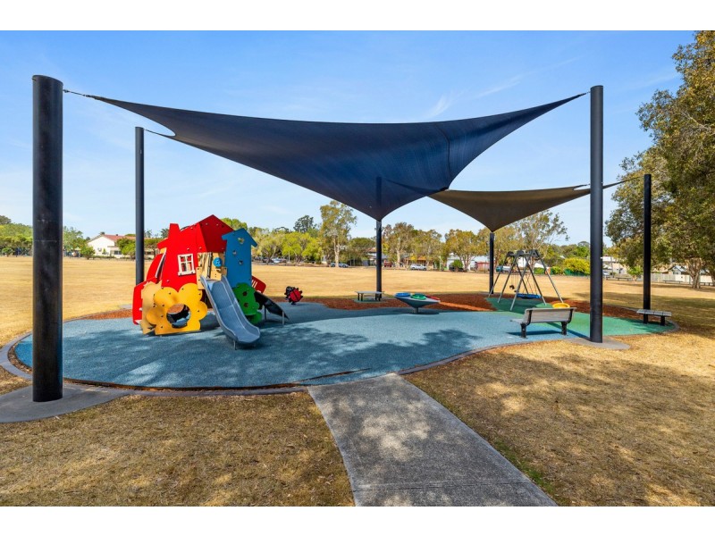 6 Bethania Street, Lota QLD 4179