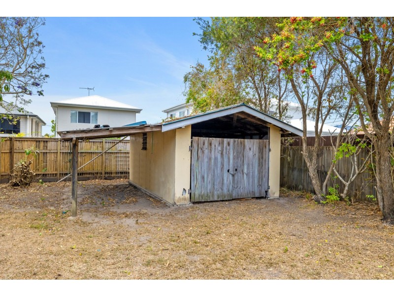 6 Bethania Street, Lota QLD 4179