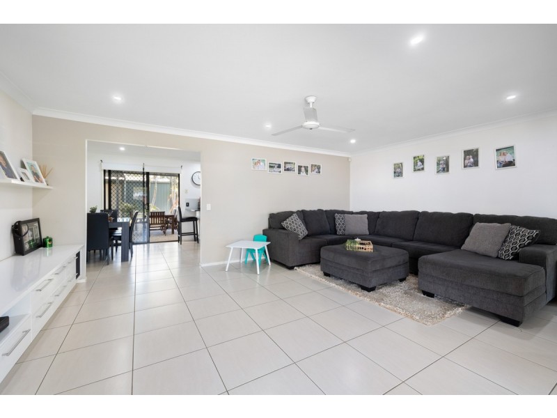 21 Dawn Crescent, Thornlands QLD 4164