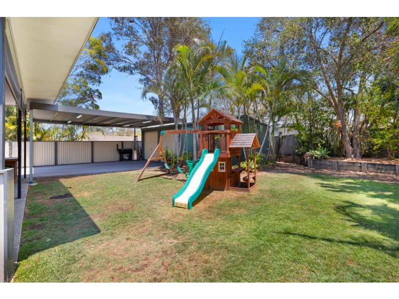 21 Dawn Crescent, Thornlands QLD 4164