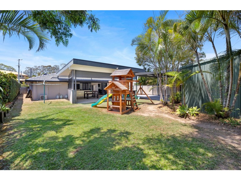 21 Dawn Crescent, Thornlands QLD 4164