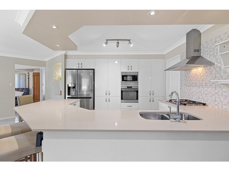 33 Mergowie Drive, Cleveland QLD 4163