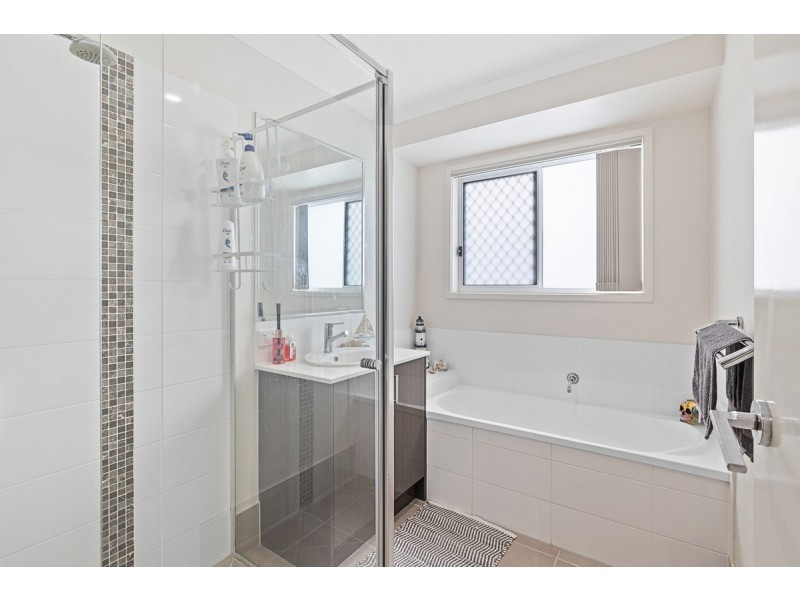 12 Marcoola Street, Thornlands QLD 4164