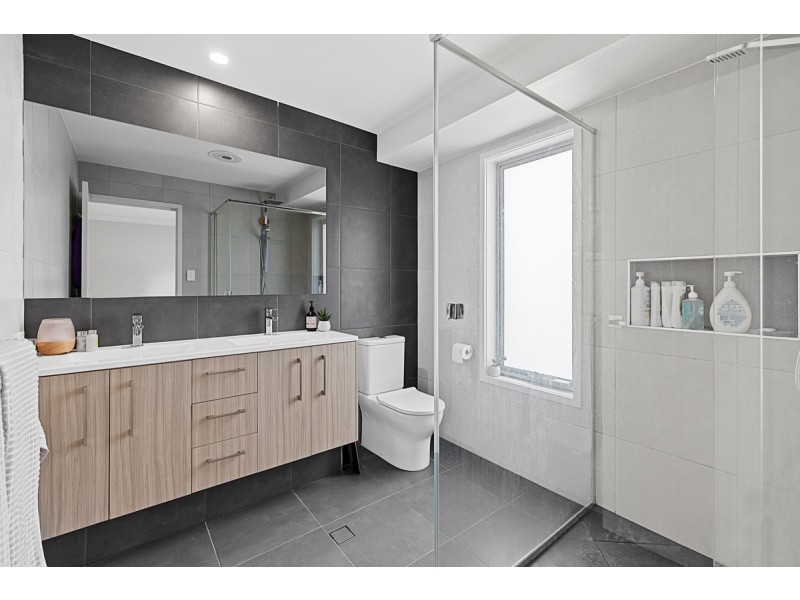 20 Muirfield Street, Thornlands QLD 4164