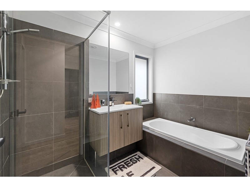 20 Muirfield Street, Thornlands QLD 4164