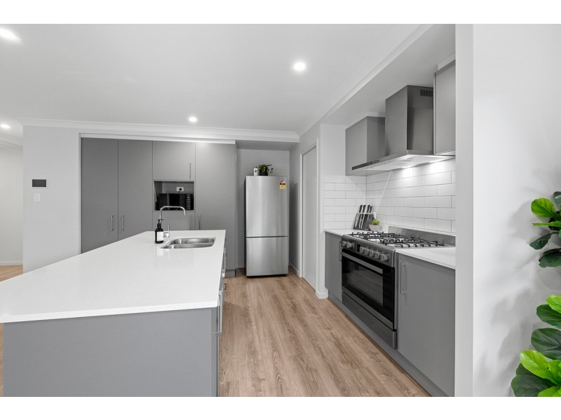 20 Muirfield Street, Thornlands QLD 4164