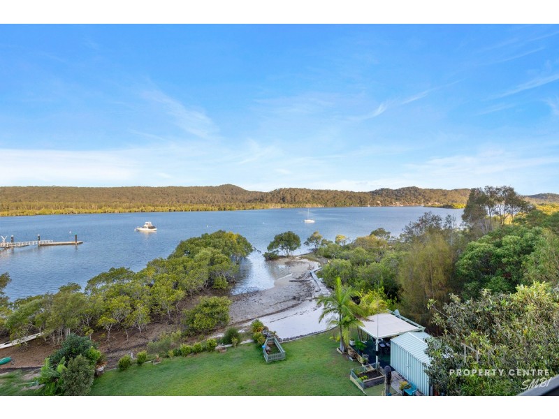 107 Wahine Drive, Russell Island QLD 4184