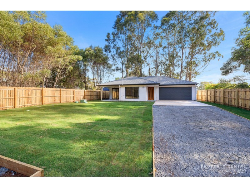 8 Nautilus Parade, Russell Island QLD 4184