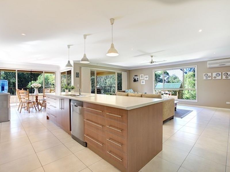 18 Gretchen Circuit, Thornlands QLD 4164