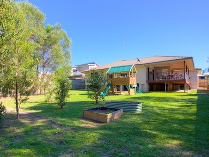 18 Gretchen Circuit, Thornlands QLD 4164