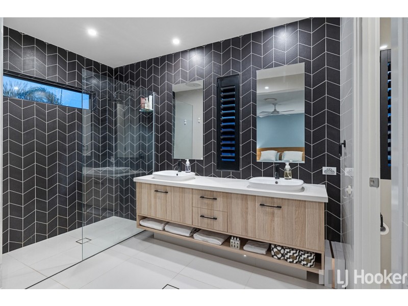 9 Seawater Street, Thornlands QLD 4164