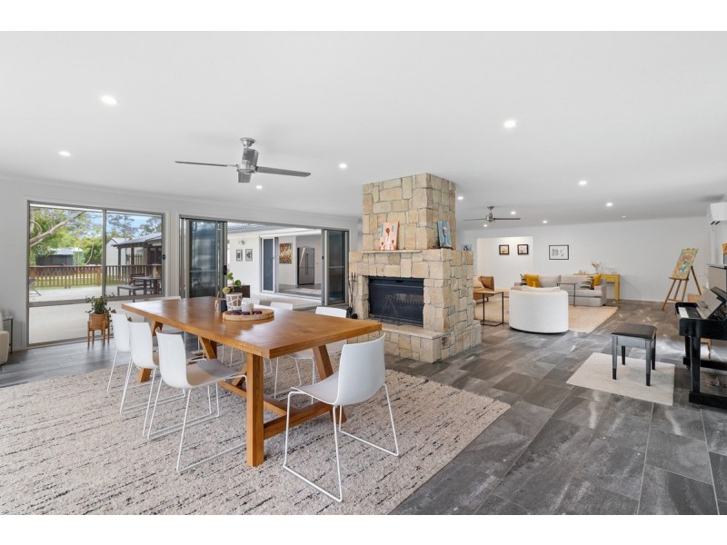 249 Avalon Road, Sheldon QLD 4157