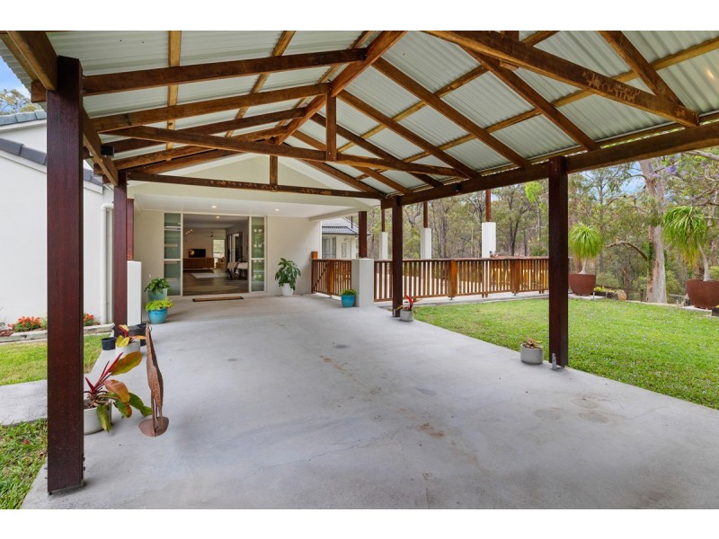 249 Avalon Road, Sheldon QLD 4157