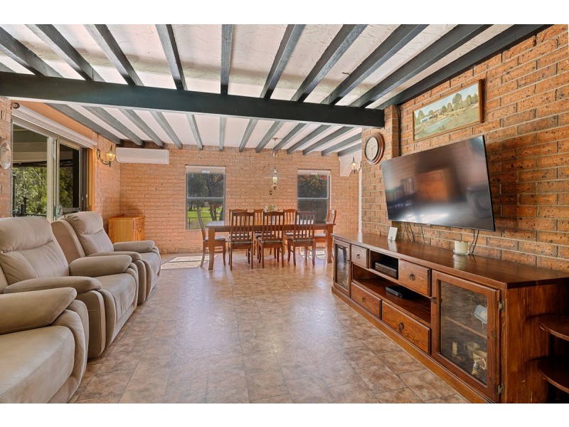 103 Mcmillan Road, Alexandra Hills QLD 4161