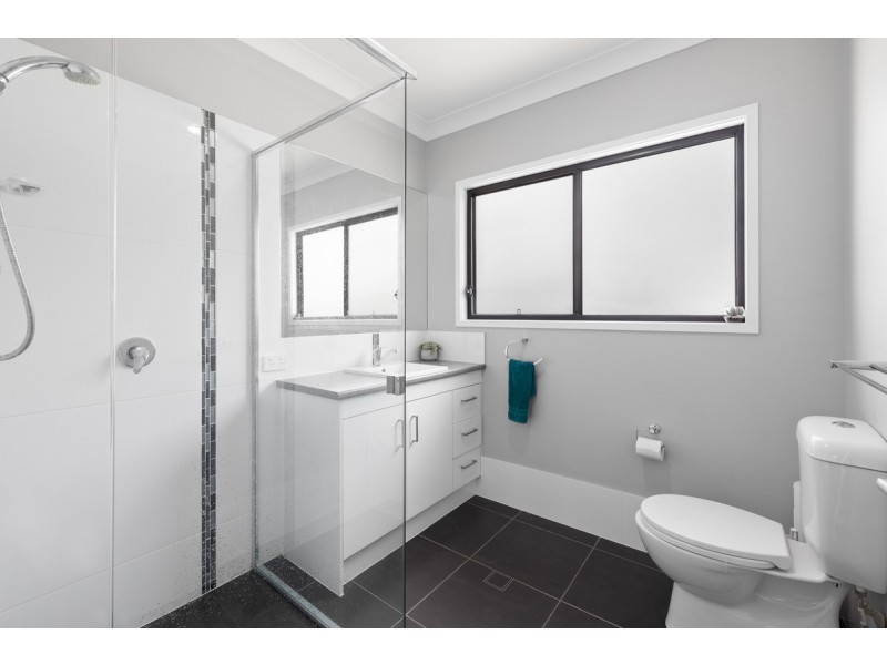 6/190 James Street, Redland Bay QLD 4165