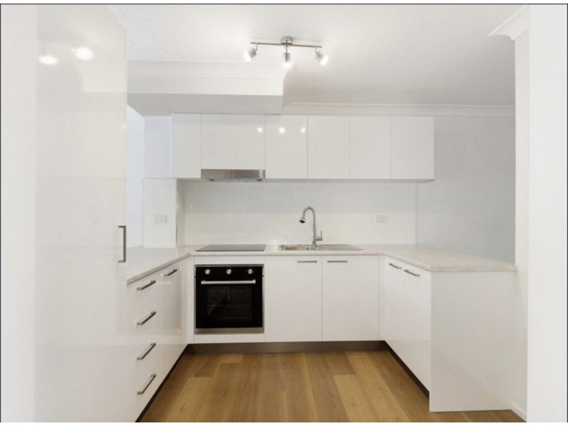 8/17-19 Martin Street, Nerang QLD 4211