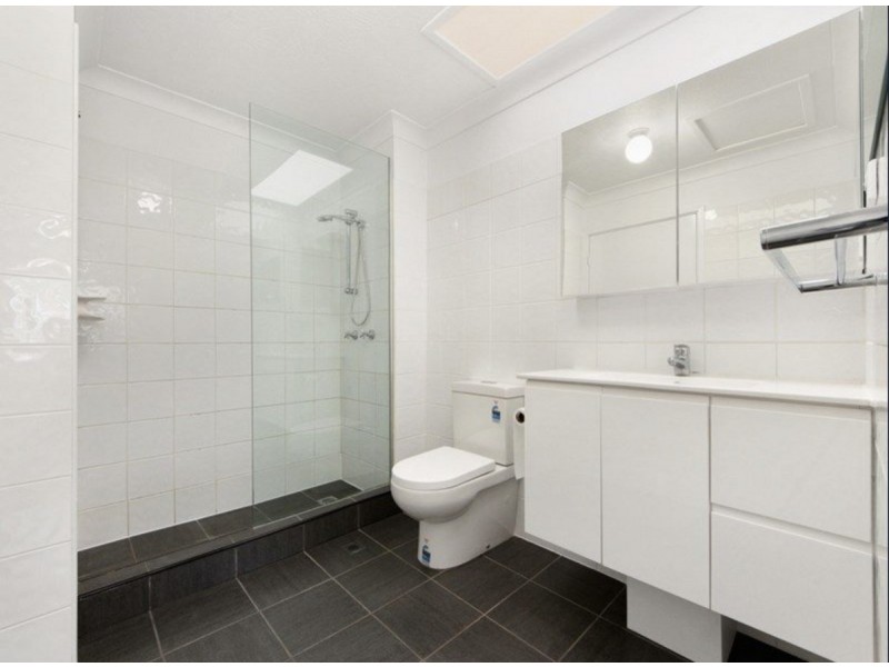 8/17-19 Martin Street, Nerang QLD 4211