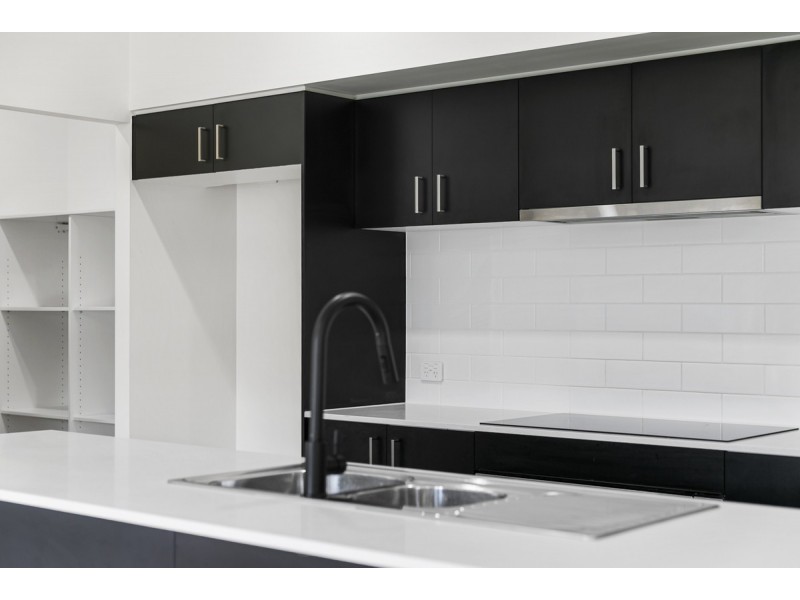 1 Schmidt Street, Victoria Point QLD 4165