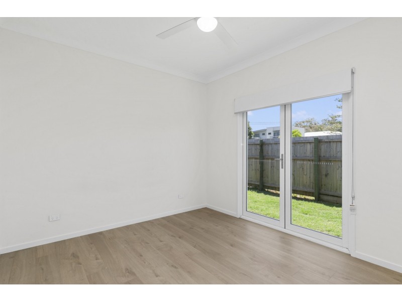 1 Schmidt Street, Victoria Point QLD 4165