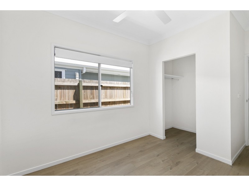 1 Schmidt Street, Victoria Point QLD 4165