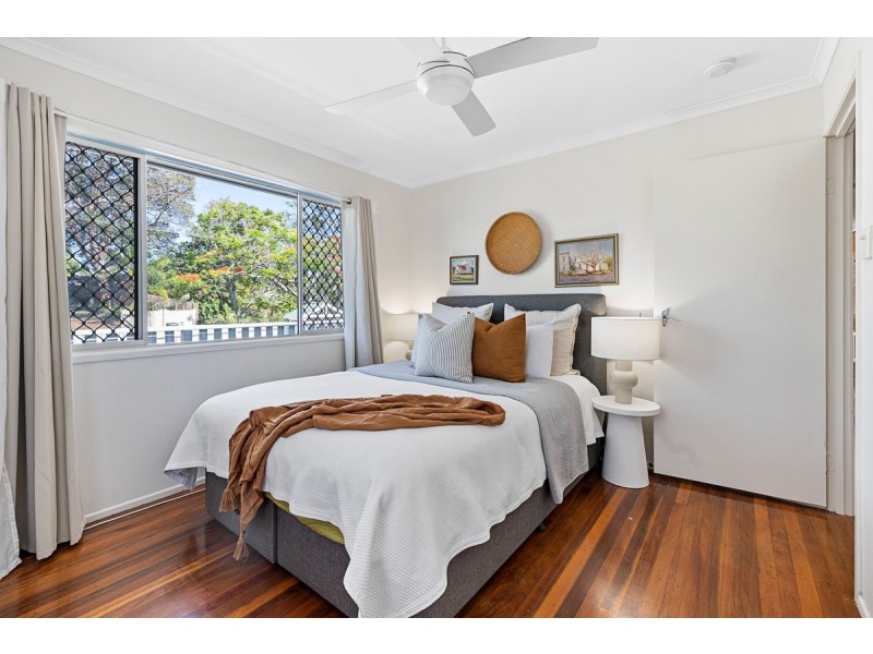 7 Sharven Avenue, Cleveland QLD 4163