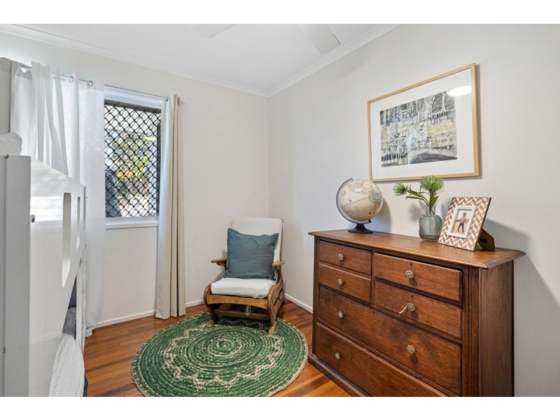 7 Sharven Avenue, Cleveland QLD 4163