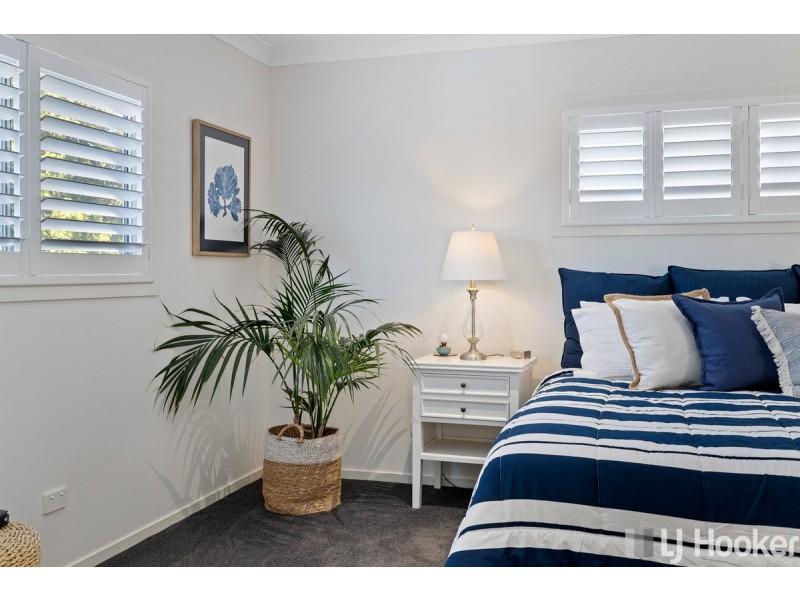 8 Russell Street, Cleveland QLD 4163