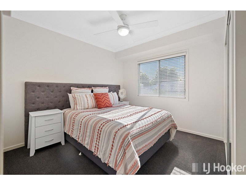 8 Russell Street, Cleveland QLD 4163