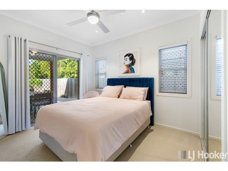 8 Russell Street, Cleveland QLD 4163