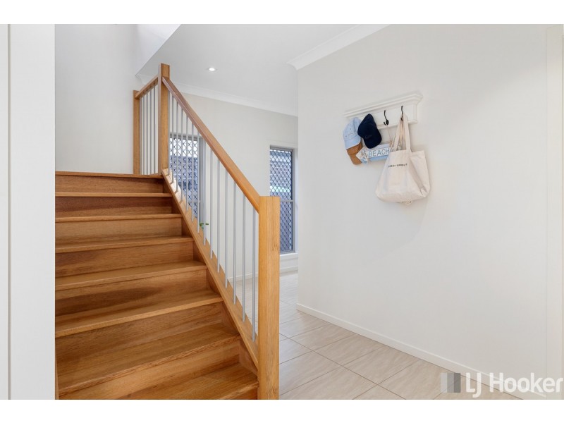 8 Russell Street, Cleveland QLD 4163