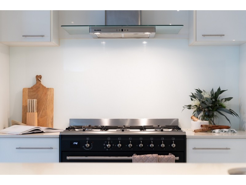 105 Thomas Macleod Avenue, Sinnamon Park QLD 4073