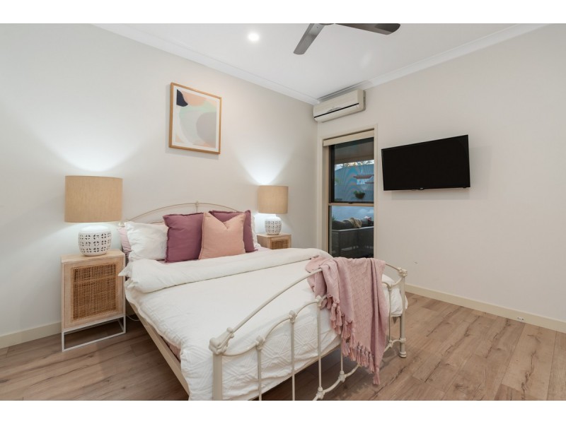 105 Thomas Macleod Avenue, Sinnamon Park QLD 4073