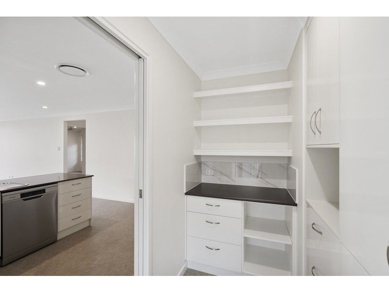 16 Highridge Place, Alexandra Hills QLD 4161