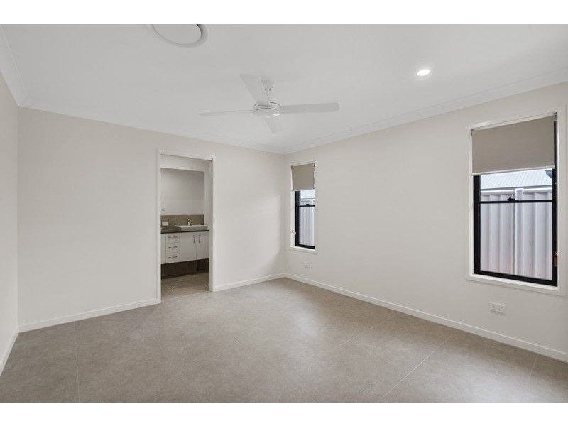 16 Highridge Place, Alexandra Hills QLD 4161