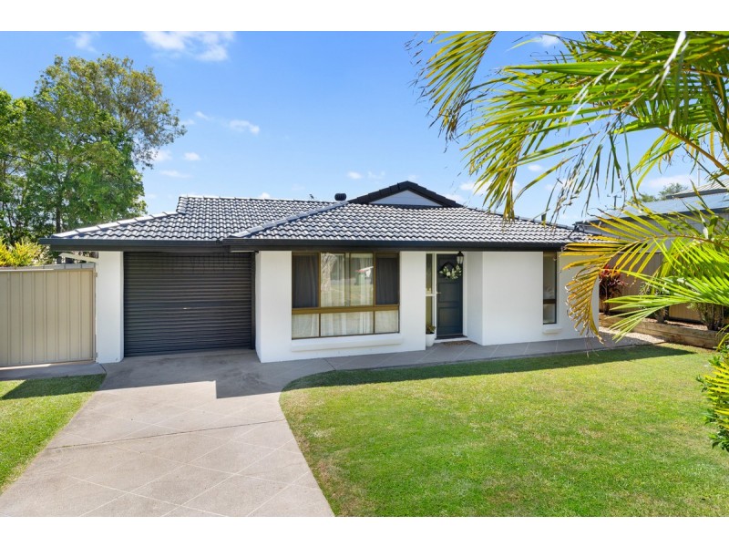 73 Cane Street, Redland Bay QLD 4165