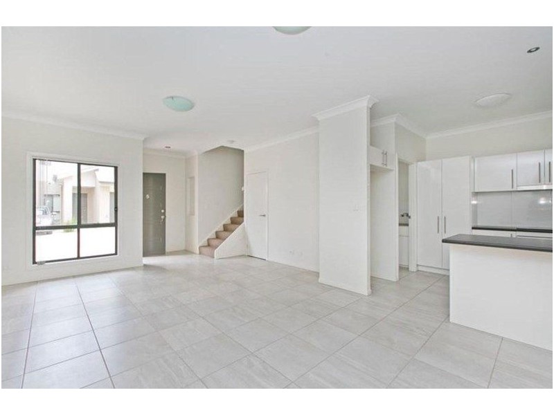 8/10 Michelle Court, Cleveland QLD 4163