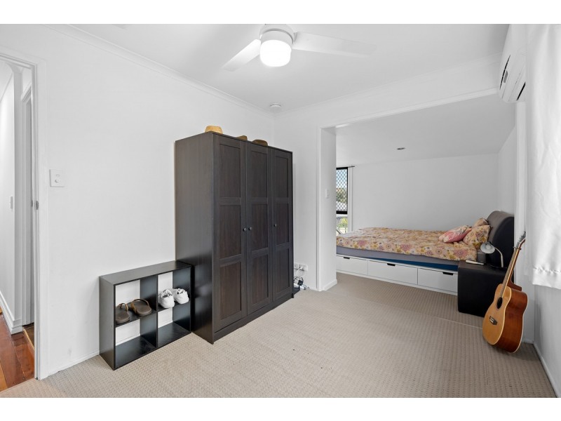 8 Benfer Road, Victoria Point QLD 4165